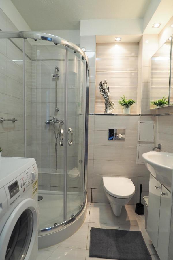 שצ'צ'ין Kghn Apartments Wyszynskiego II מראה חיצוני תמונה